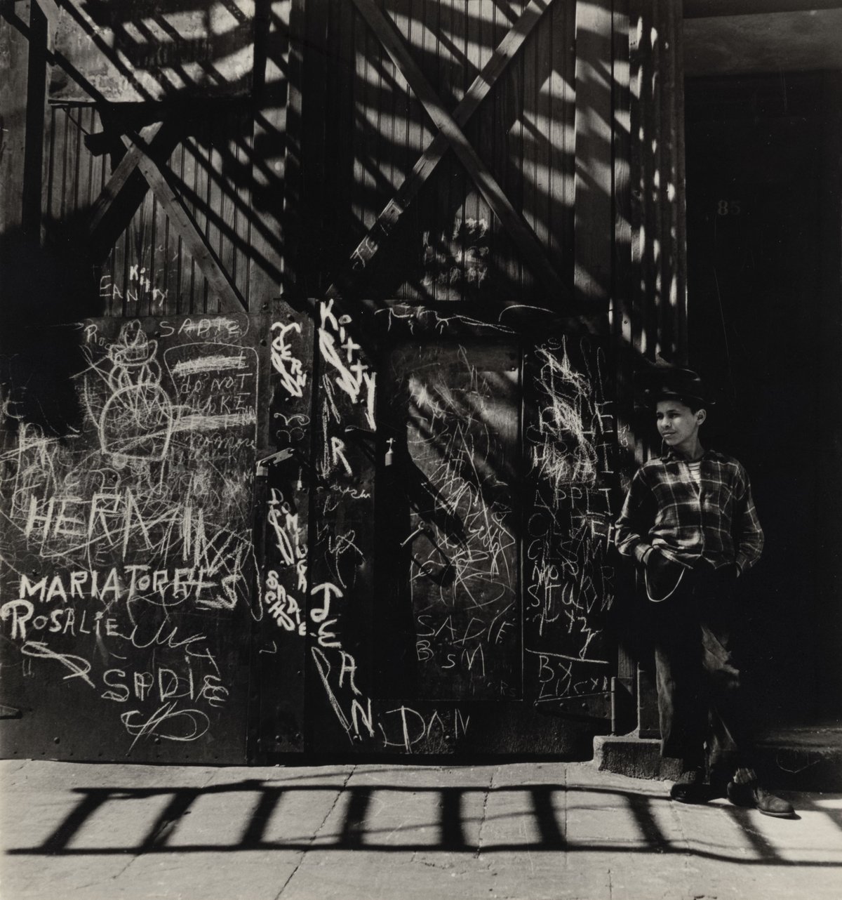 Rebecca Lepkoff, New York, 1949 © Estate of Rebecca Lepkoff, Courtesy of Howard Greenberg Gallery, New York.