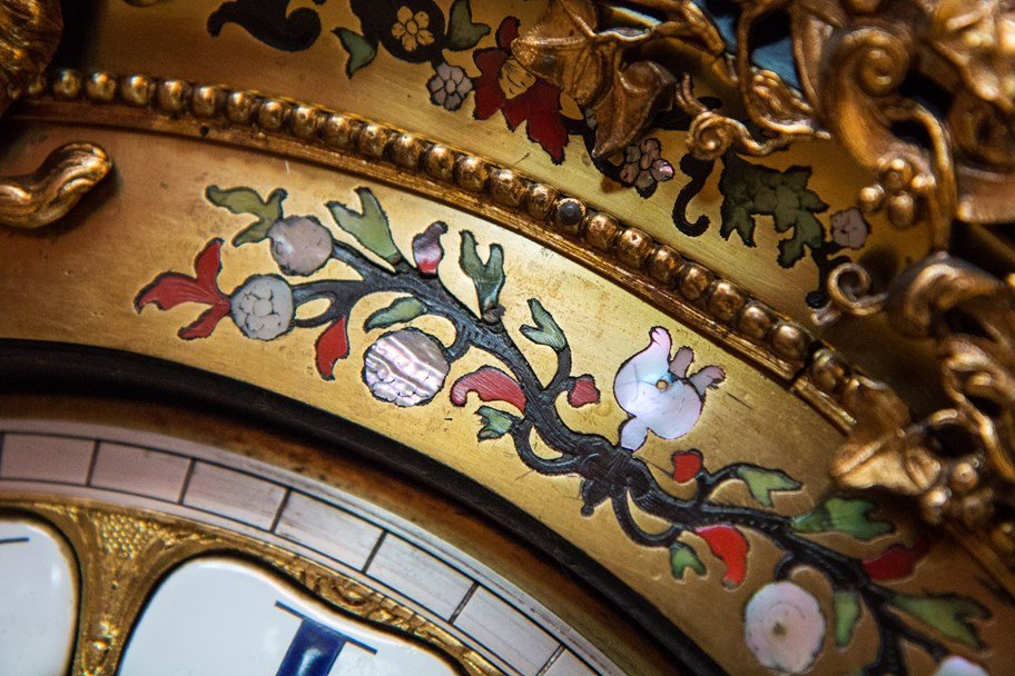 clock detail