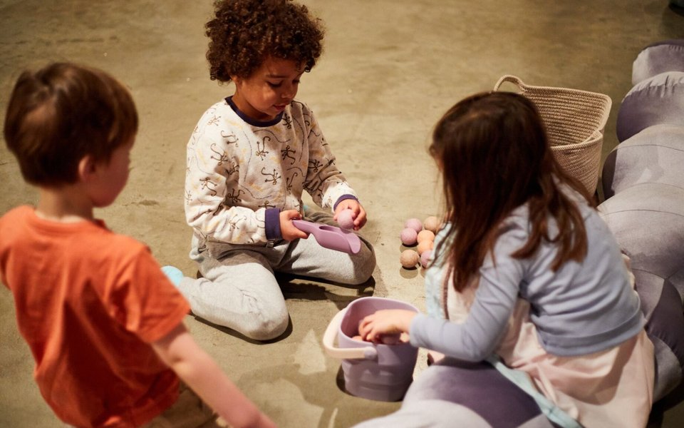 Artplay steph and sarah